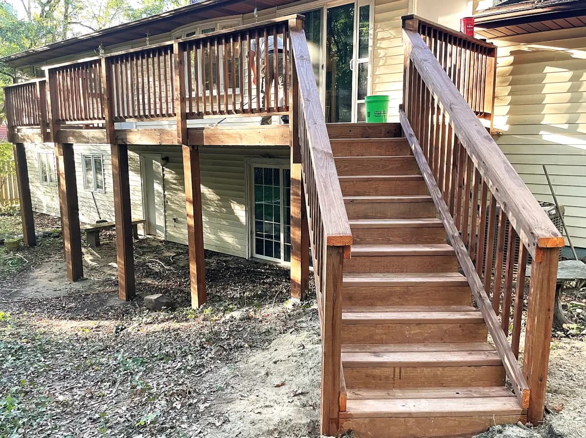 Deck building company Eau Claire, WI
